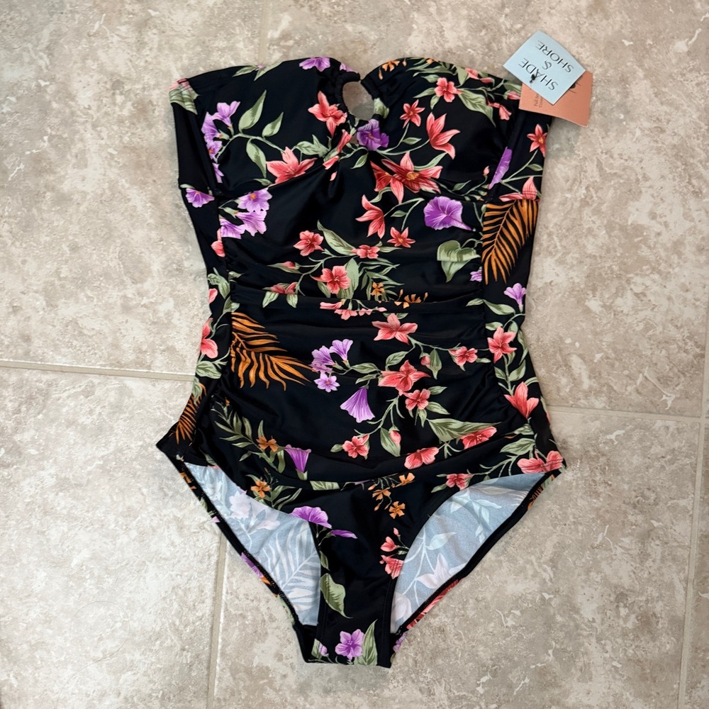NWT strapless floral swimsuit size M